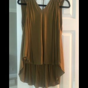 Free People top with great detail work SZ Medium